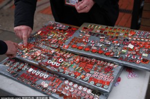 利物浦球迷撤旗抗议：安菲尔德的“心跳”为何沉默？