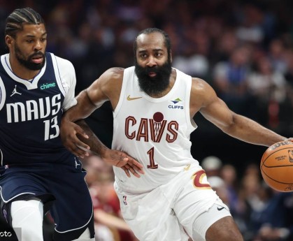 莫布里29+7哈登17+7+7 米切尔24分骑士33分大胜独行侠